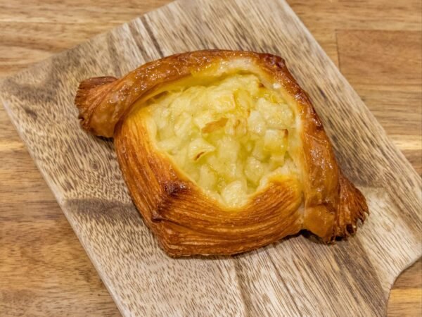 Danish - Apple